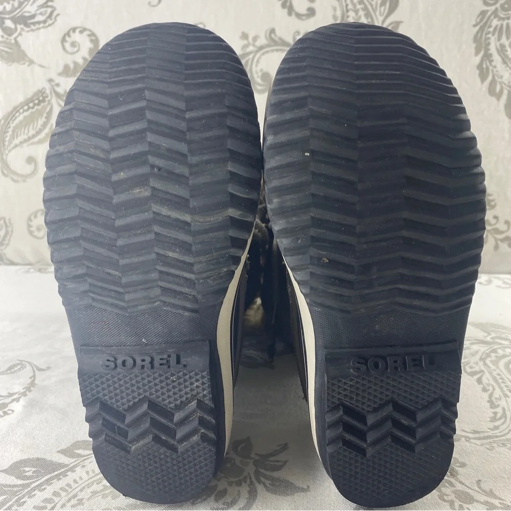 Sorel‎ Joan of Artic Snow Boots Gray Lace Up Winter